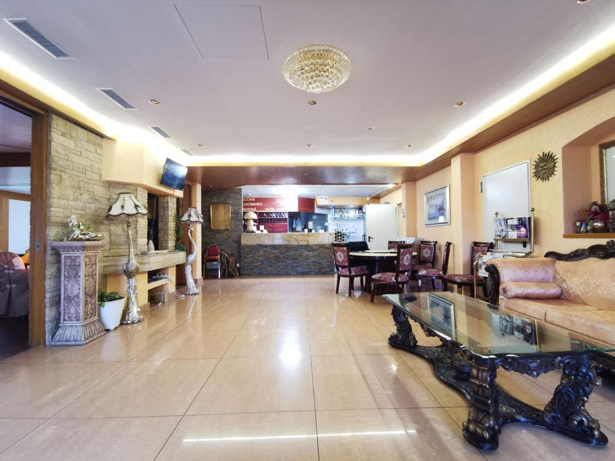 Hotel Langenthal Bagian luar foto